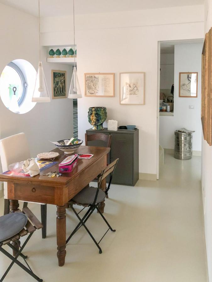 Il Tramonto Apartment Шила Екстериор снимка